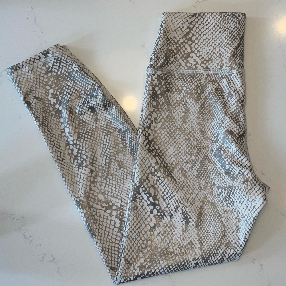 IVL Collective Leggings - Size 4